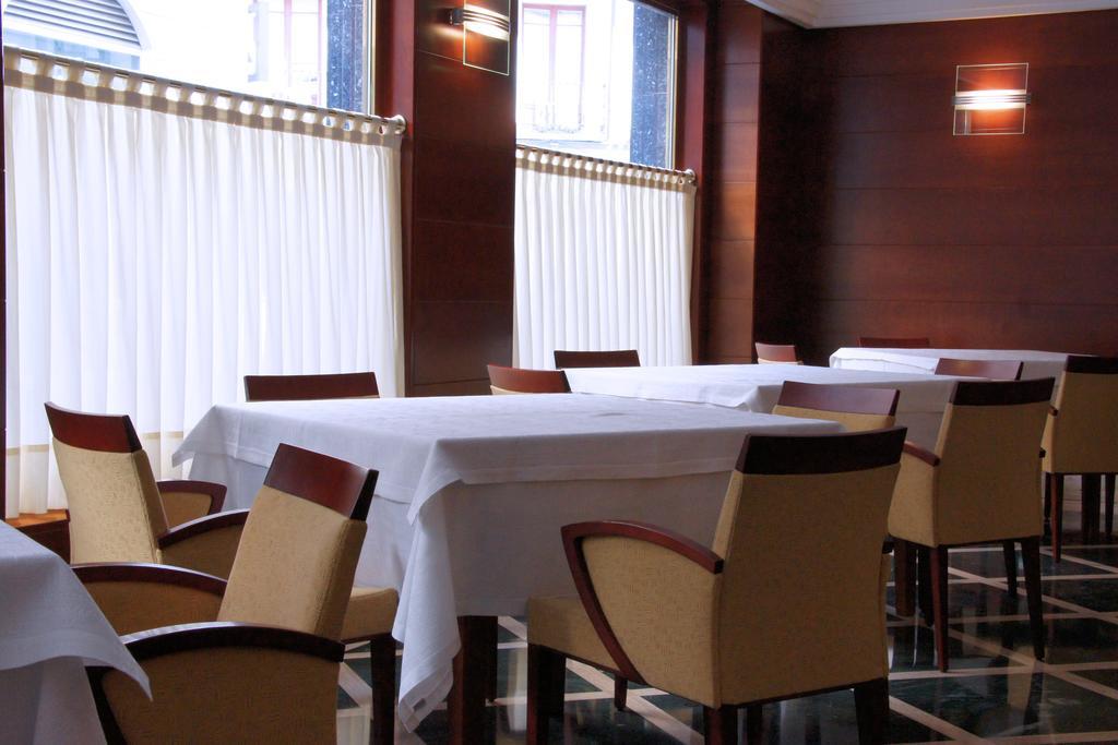 Amadeus Hotel 4*