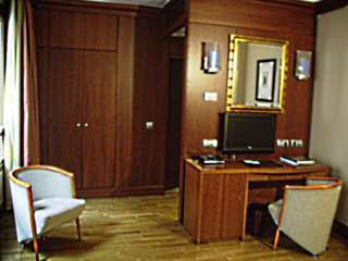 Amadeus Hotel