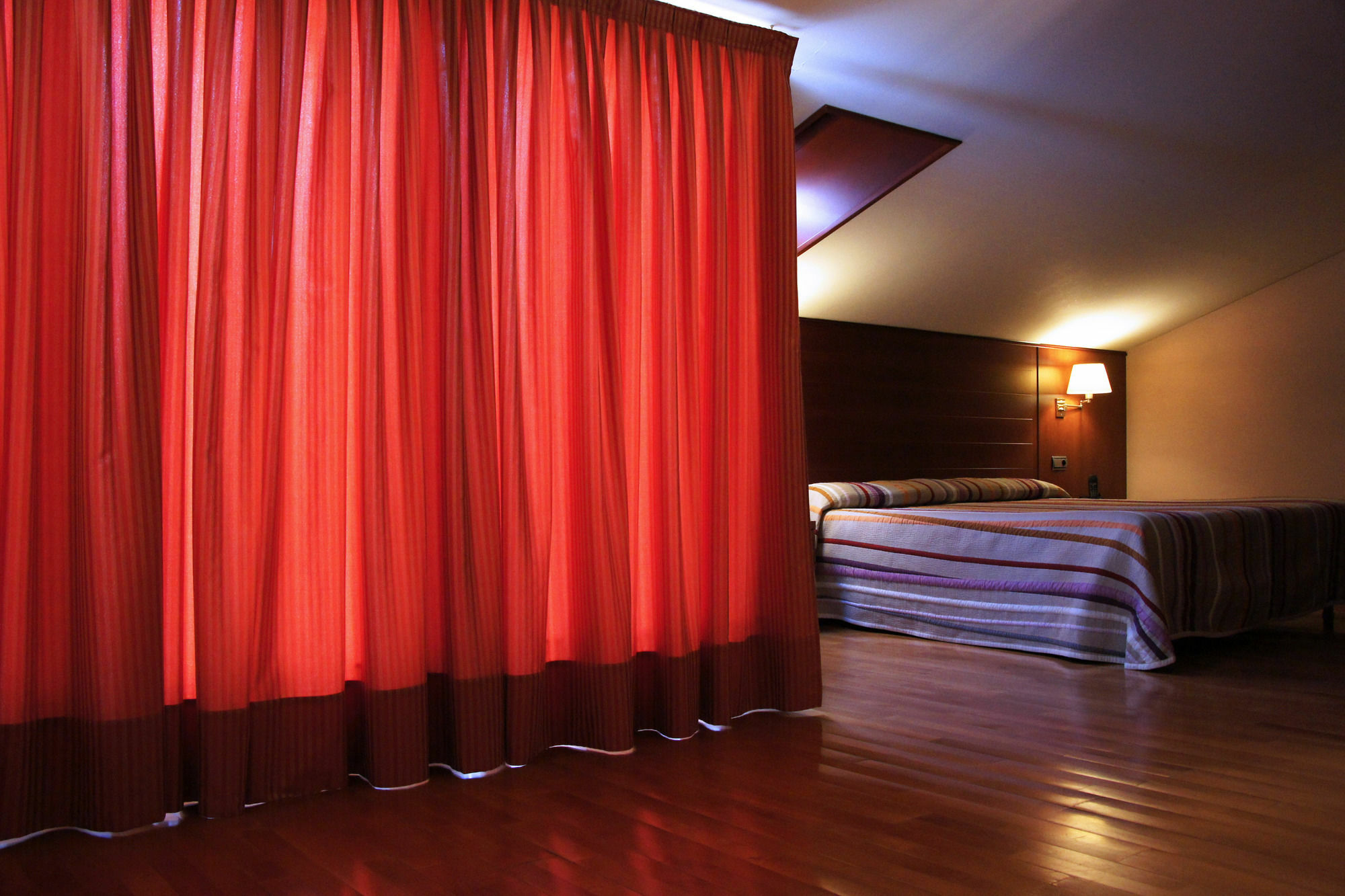 Amadeus Hotel 4*